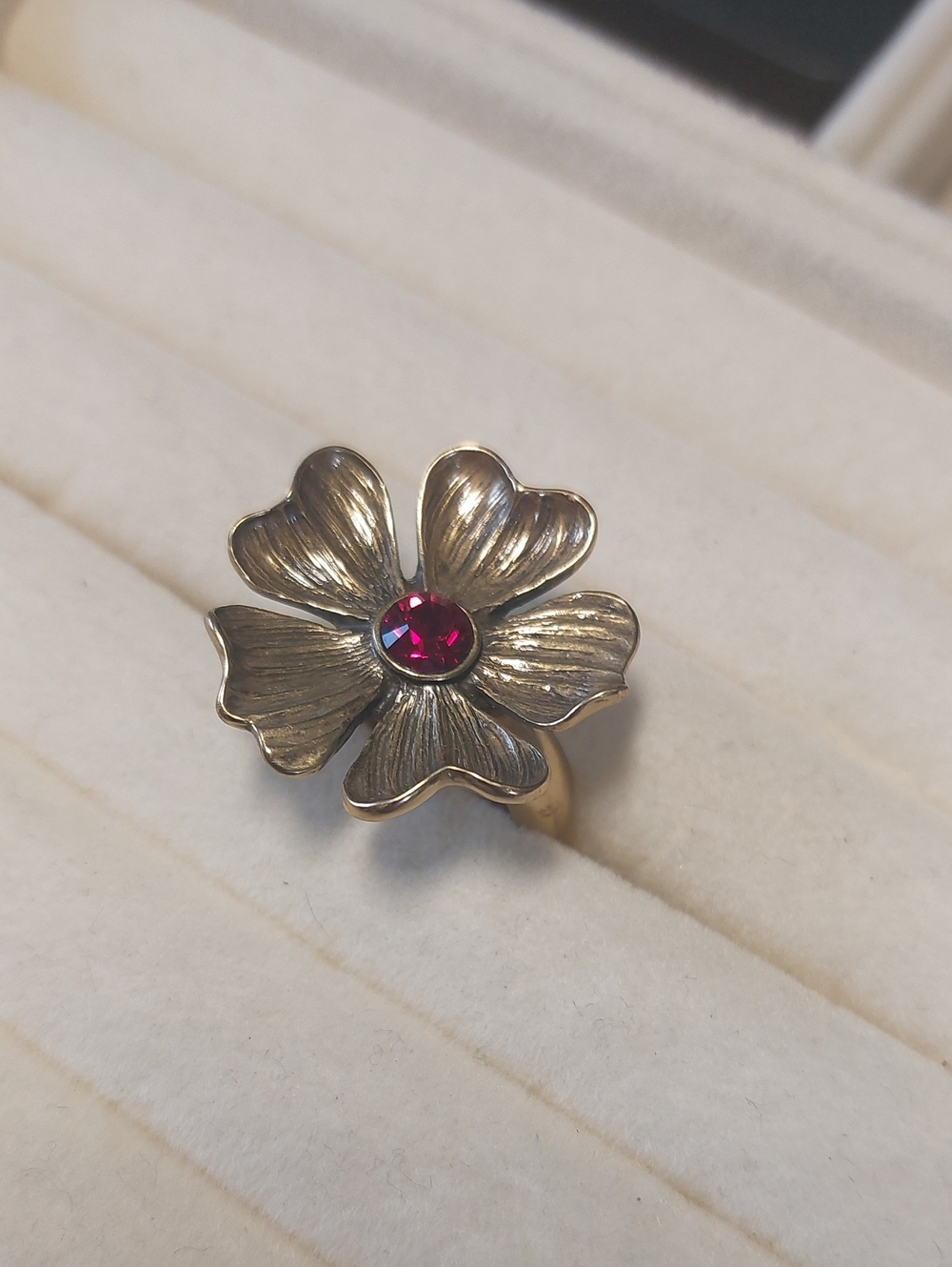 💚3/$30 SIGNED Vintage Pilgrim Danish Design Gold Red Crystal Flower Ring